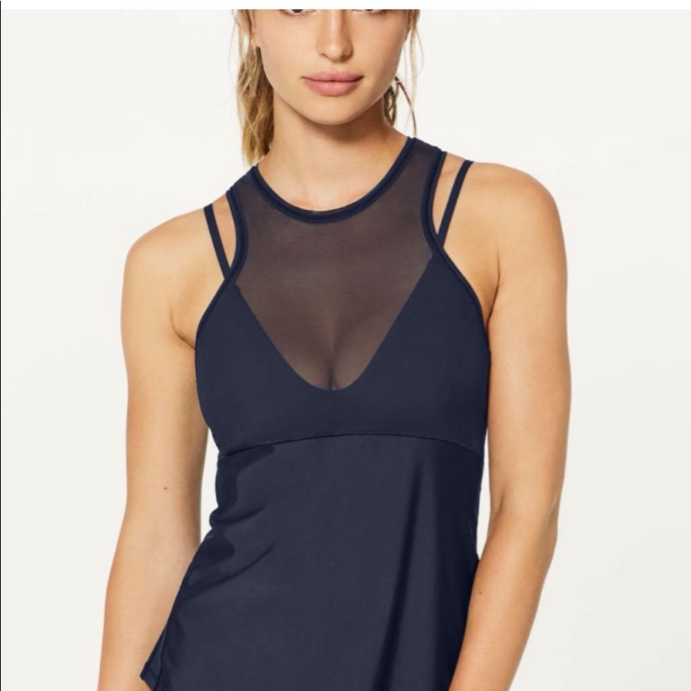 Lululemon | RARE LULULEMON navy blue tank with built in bra “Fresh in Mesh”